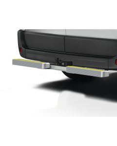 Auftritt / Anfahrschutz für Fahrzeuge mit AHK L1